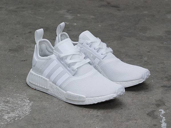 Adidas Originals NMD R1 SNEAKERS13