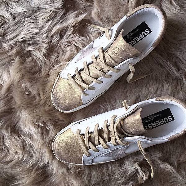 Golden Goose SUPERSTAR SNEAKERS29