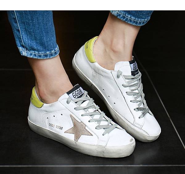 Golden Goose SUPERSTAR SNEAKERS7