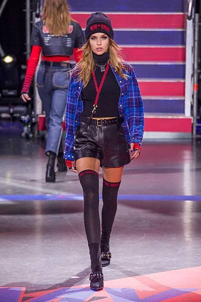 Tommy Hilfiger X Gigi Hadid9