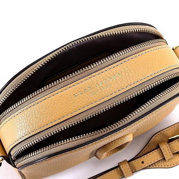 Marc Jacobs shutter camera bag6