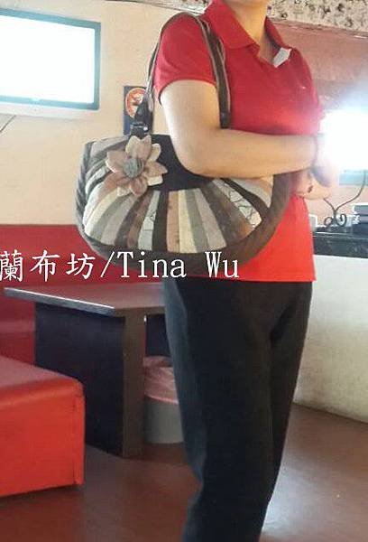 雙面大扇形半月型扇背包---Tina Wu-10