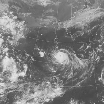 凡那比衛星雲圖