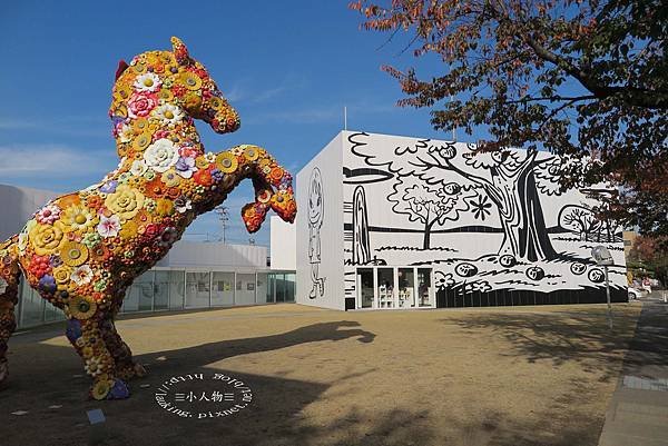 3052-十和田美術館.JPG