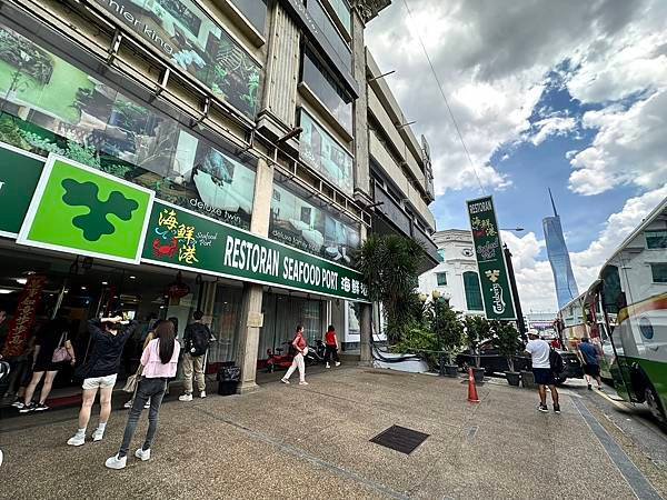 [星馬] DAY3 吉隆坡-土產店-新皇宮-國家美術館-巧克