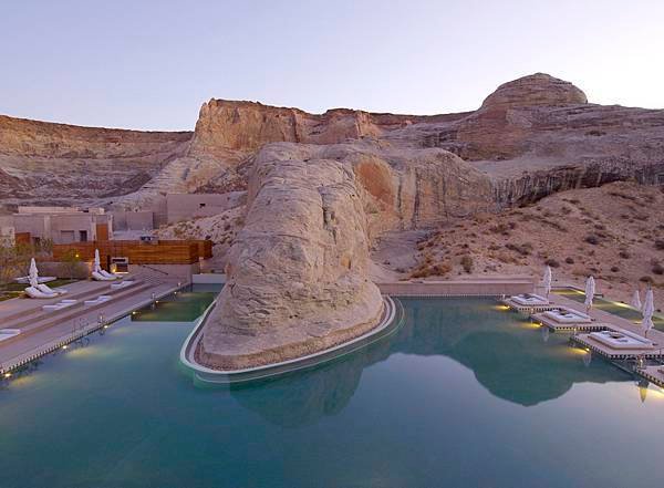 RS992_Amangiri - Swimming Pool_Dusk.jpg