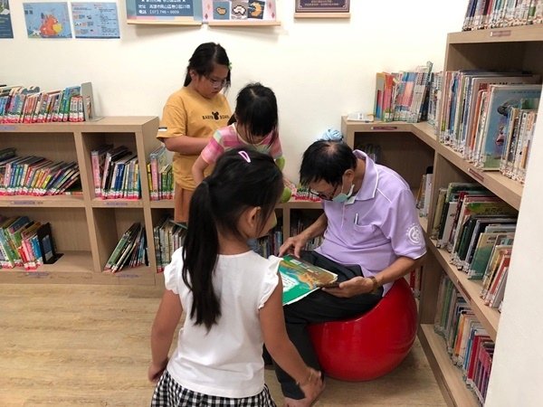 2024慶祝端午節高雄市立圖書館鳳山曹公分館說故事