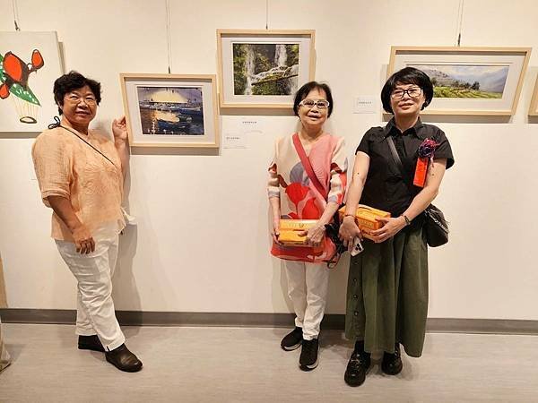 高雄市嶺南藝術學會《墨意彩思》會員聯展