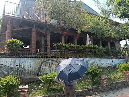 紐西蘭國際友誼團遊高屏舊鐵橋溼地公園、衛武營、佛陀營紀念館巡