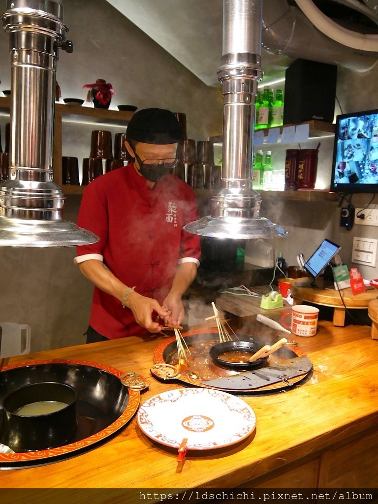 【台北美食】台北大安區美食「聚面」推薦-臺灣也吃得到四川擼串