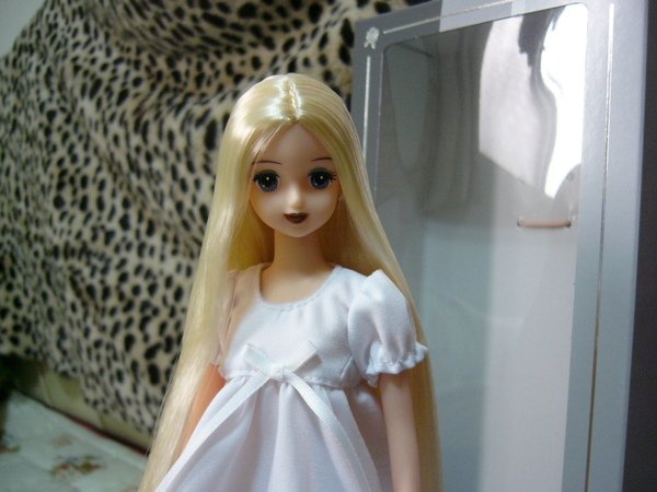 Doll 0812 002.jpg
