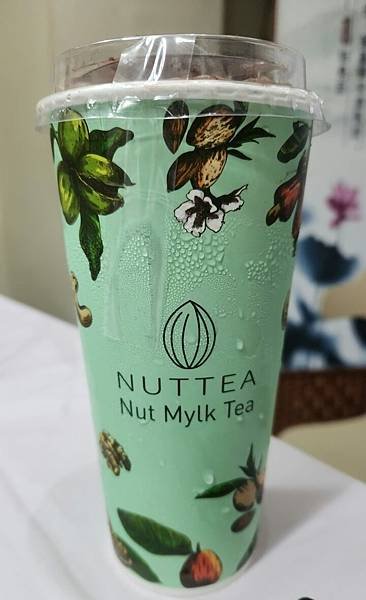 4-NUTTEA伯爵巧克力堅果奶蓋茶(調整).jpg