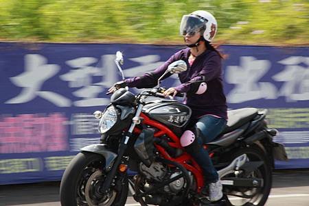 台中大型重型機車 原車原地考照 144期考照追焦攝影
