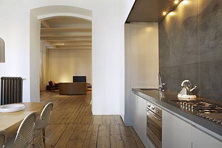 513594_10.jpg
