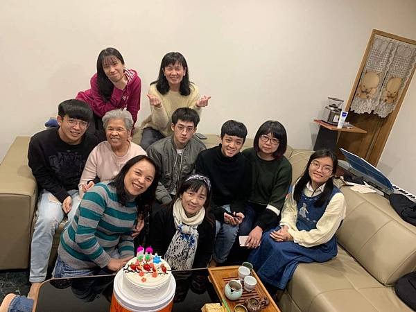 慶祝媽媽80歲大壽