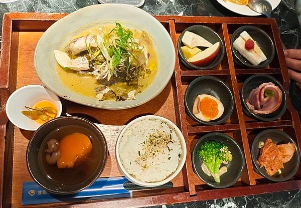 天公生聚餐
