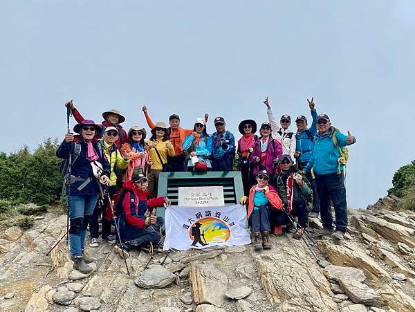 20240824 合歡北峰秘境行：台灣池、俯瞰環山部落、小溪