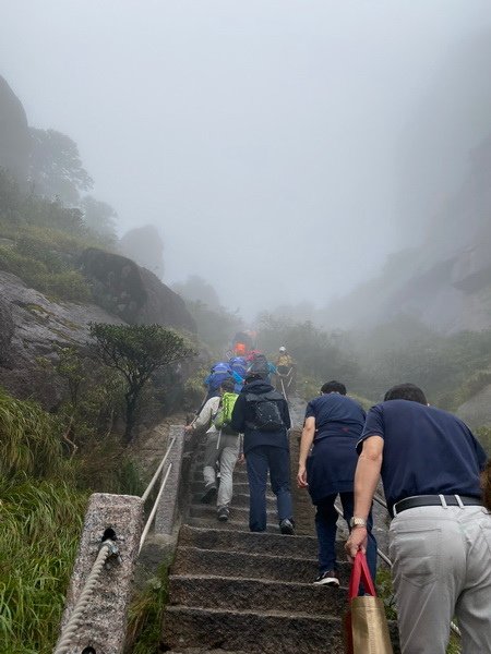 20240927 拿捏黃山徒步行（下）A進B出天都峰