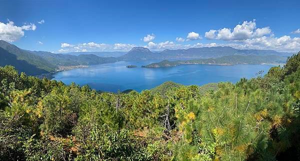 20241028 穿越青藏高原雲貴高原18：瀘沽湖 裡務比島