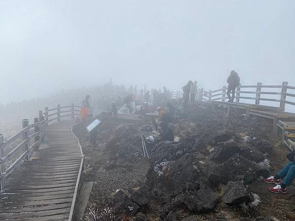 20241122 韓國最高峰漢拏山，觀音寺上，城板岳下