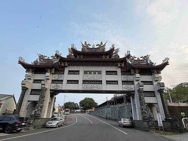 20250409 祈福步道、半天岩山、三寶連峰、鳳凰瀑布