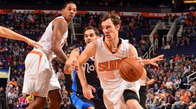 dragic-frye-385-140228