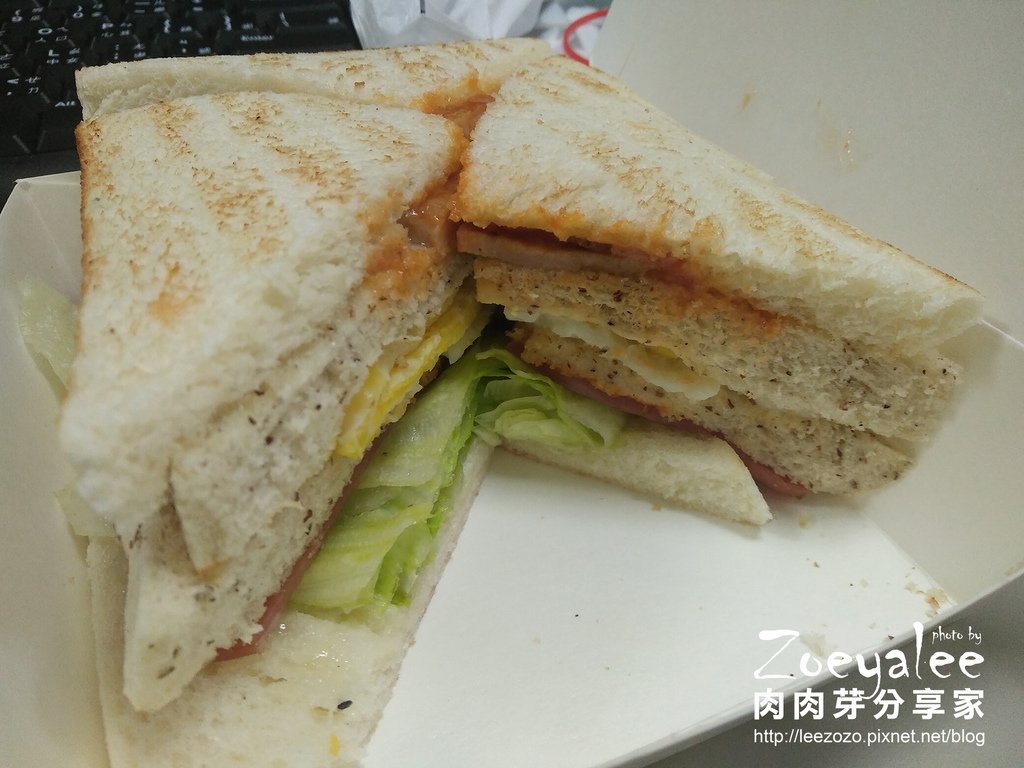 【桃園 | 中平商圈】早午餐 - QBurger 宏昌店!居