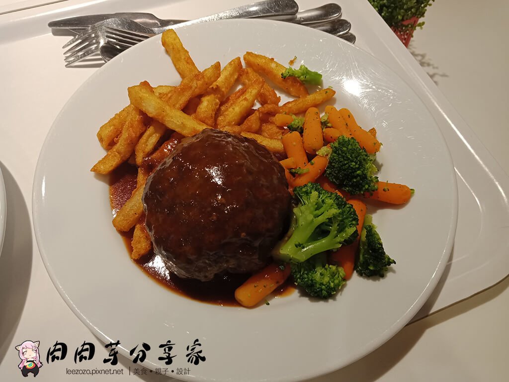 桃園ikea (1).jpg