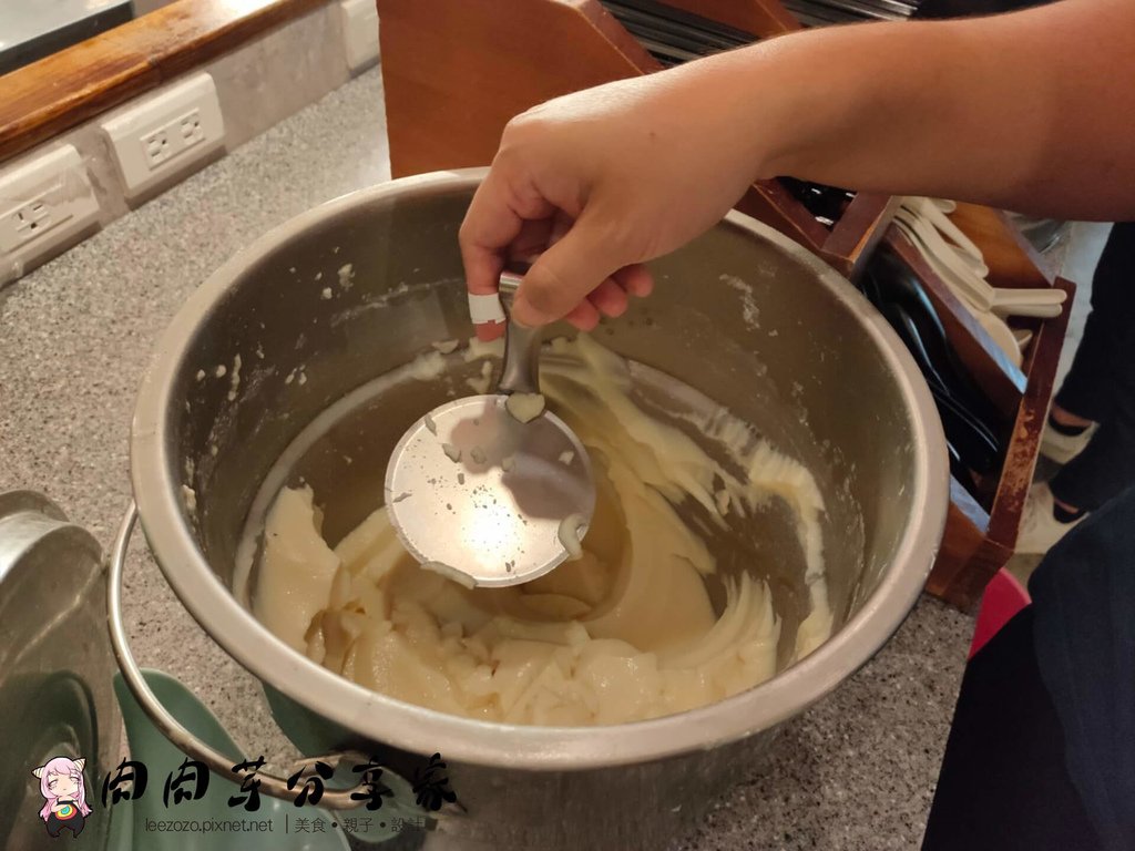桃園美食藝文特區內牛肉麵店豆花吃到飽-呷霸牛肉麵南平店