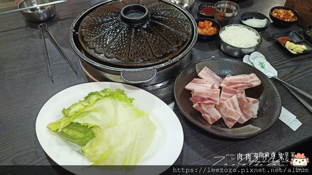 桃園蘆竹美食-平價美味道地的鍋蓋烤肉?還有韓國黑醬麵、韓式涼
