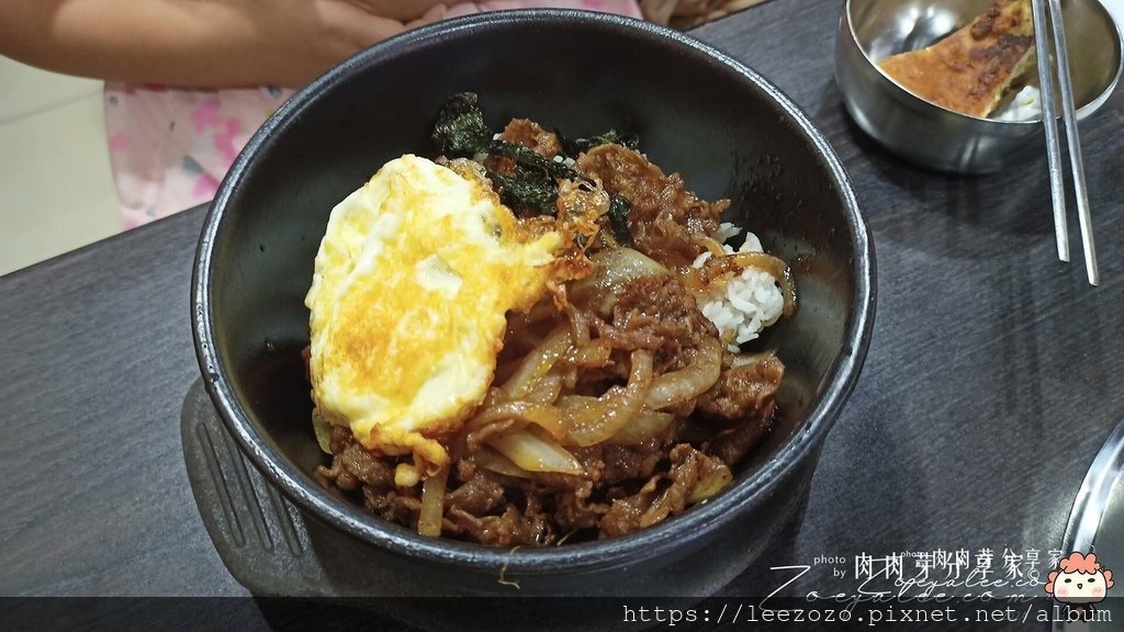 桃園蘆竹美食-平價美味道地的鍋蓋烤肉?還有韓國黑醬麵、韓式涼