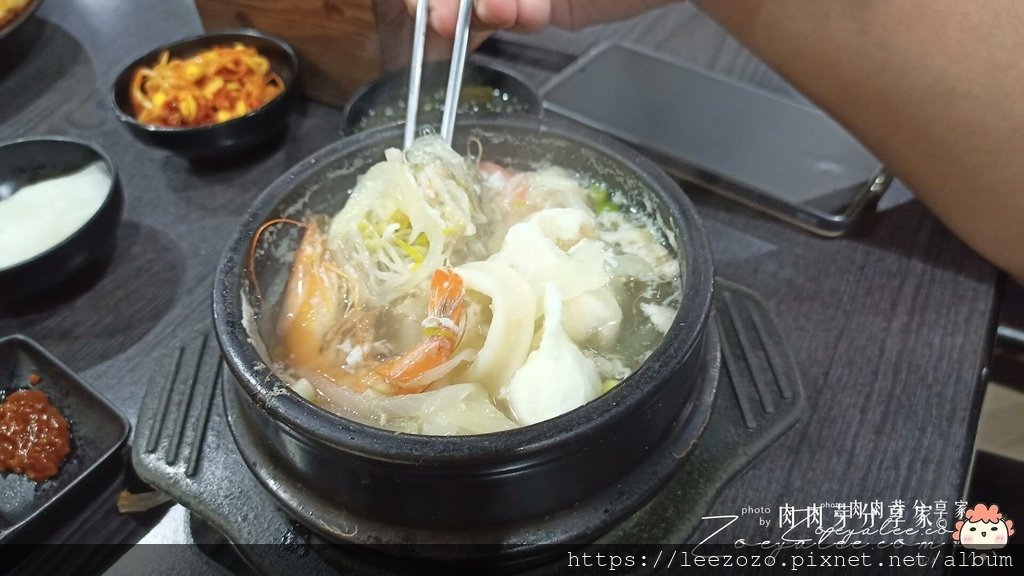 桃園蘆竹美食-平價美味道地的鍋蓋烤肉?還有韓國黑醬麵、韓式涼