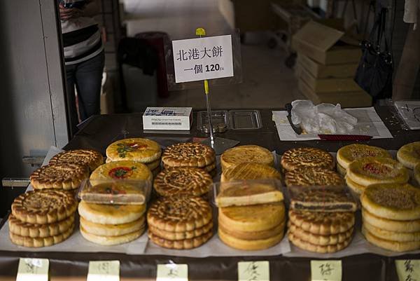 LEICA Apo Summicron-M 50mm f2 ASPH 下的三鳳中街年貨大街