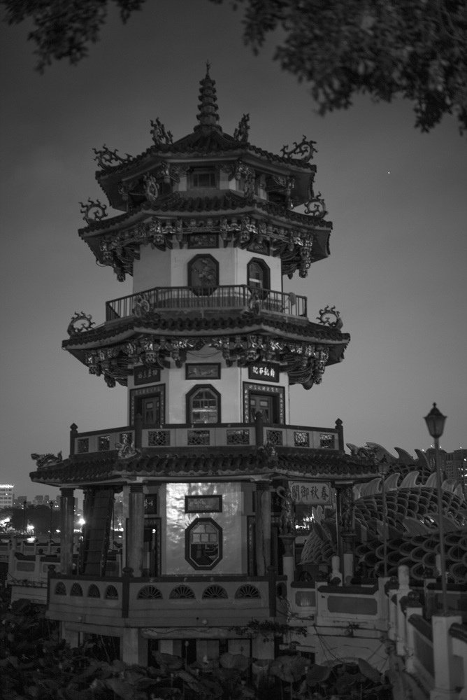高雄蓮高雄蓮池潭LEICA Summilux-M 21mm f%2F1.4 ASPH午夜速寫