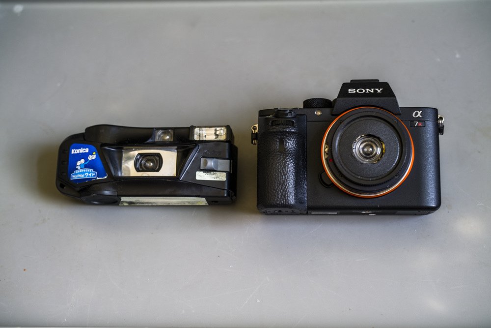 Konica Waiwai 17mm f11