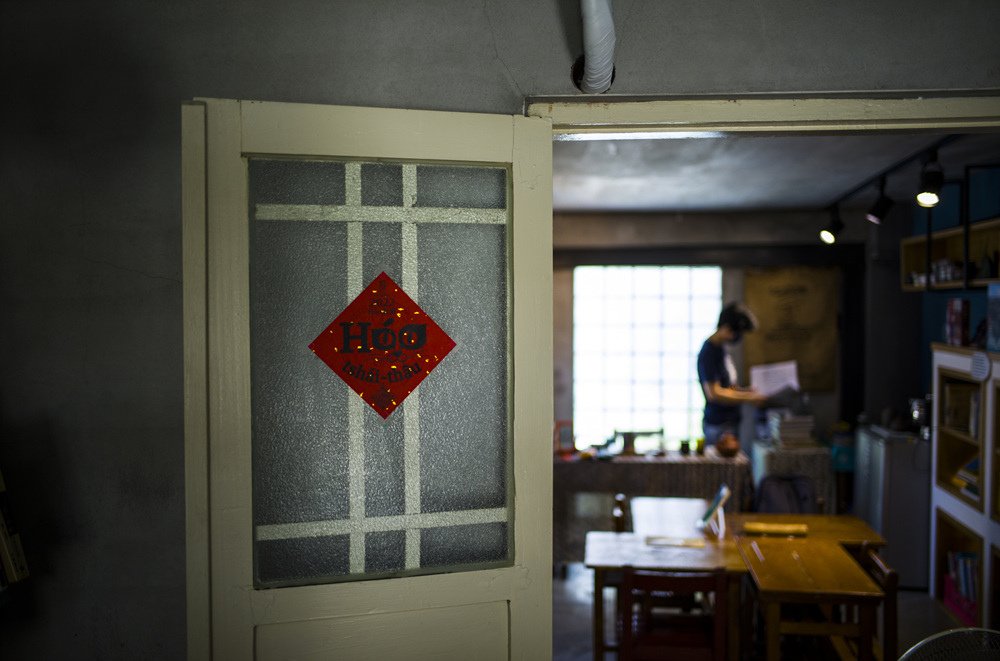 高雄旗津tha̍k冊書店輕鬆小旅拍