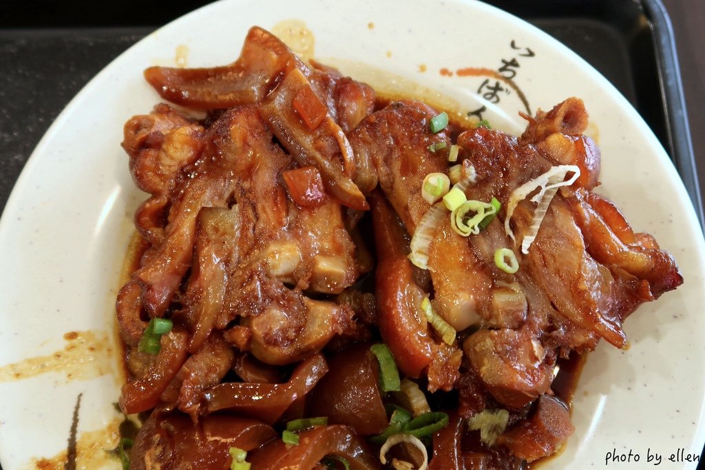 老牌張豬腳飯 大橋頭