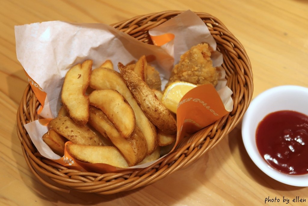 客美多咖啡 Komeda’s Coffee 桃園藝文店