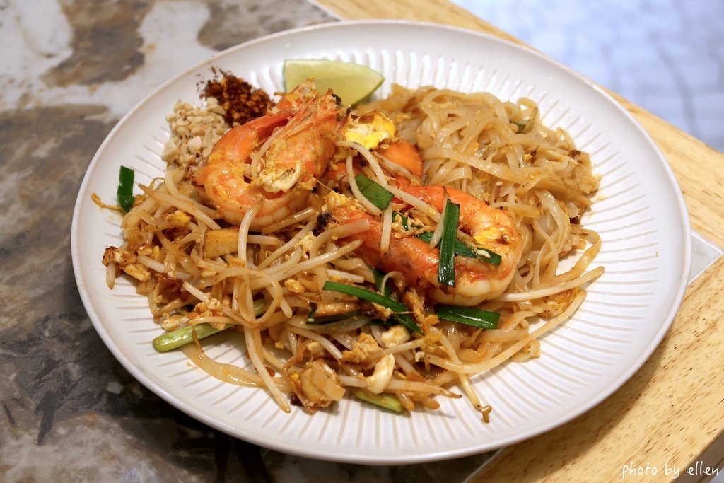 Chiu Chiu Thai Cafe 泰式料理 桃園藝文特