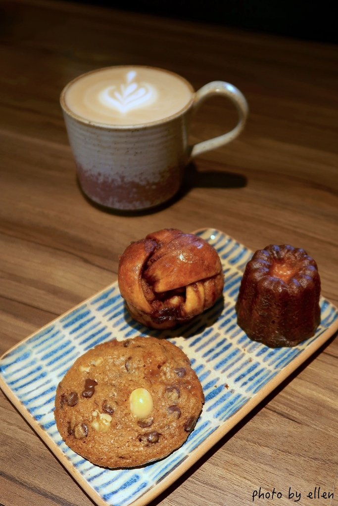 綻花暖日商行cafe 市政府站