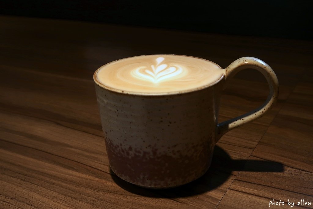 綻花暖日商行cafe 市政府站