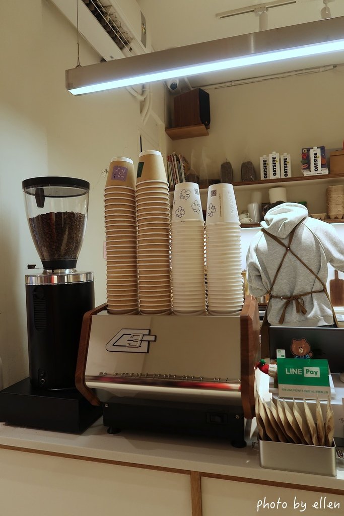 A Fad cafe 永康街商圈 永康公園旁 複合式外帶咖啡