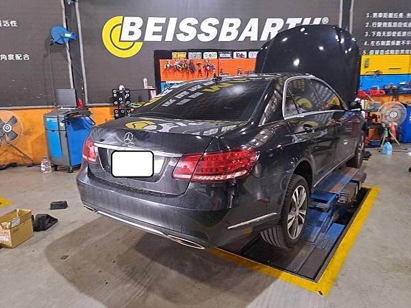 BENZ - W212 / 引擎周邊 . 健檢整修保養