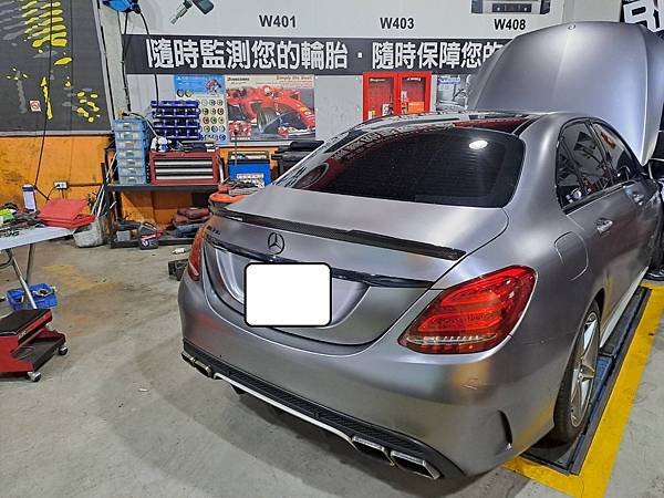 BENZ - W205 / 引擎周邊 . 健檢整修