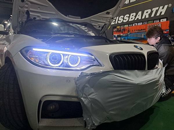 BMW - F22 / 車輛周邊燈光 . 健檢整修更新