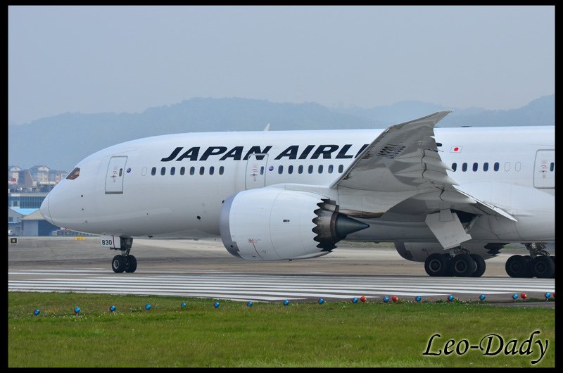 JAL_JA830J_JL098_HND_09.jpg