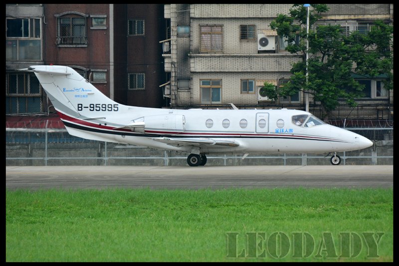 Executive_B-95995_20160607_07.jpg