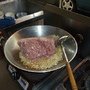 2洋蔥炒黃加入絞肉.jpg