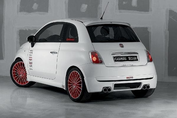 WEB_FIAT%20500-35%20ANNIVERSARY-SR_3_eps.jpg