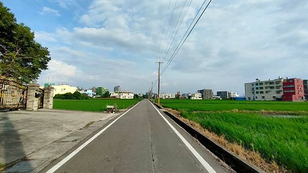 LINE_ALBUM_洪先生的地_220905_44.jpg